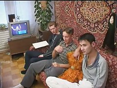 Flexibel ung tonåring visar tricks onani